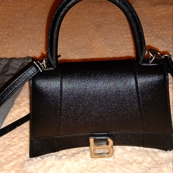 Balenciaga Handbags - NWT SMALL Balenciaga Hourglass purse Leather Black (Silver not Brass "B")